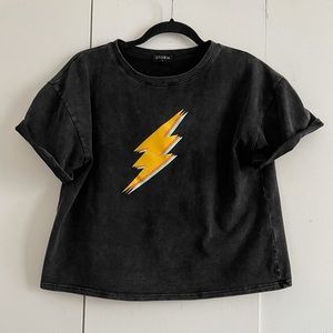 Storia lightning bolt tee